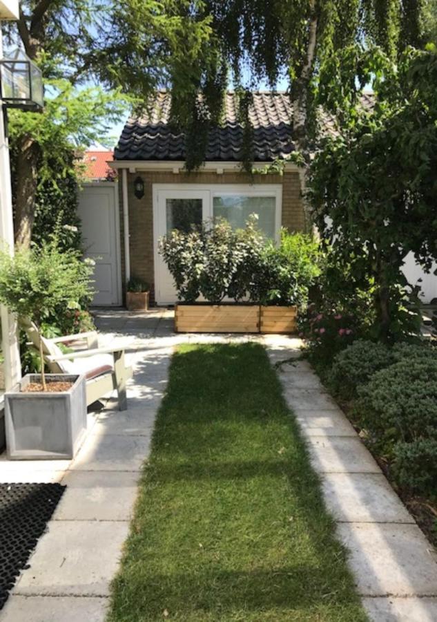 B&B Ereprijs Χάγη Εξωτερικό φωτογραφία