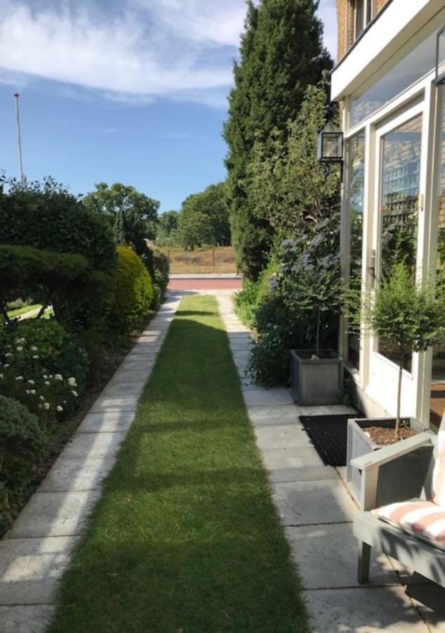 B&B Ereprijs Χάγη Εξωτερικό φωτογραφία